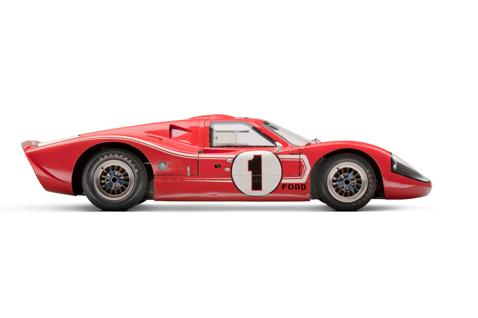 SMALL_1967 Ford GT MK IV Heritage _06